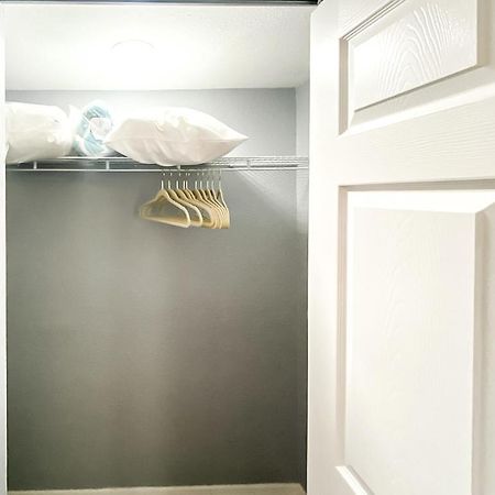 Sarasota Modern, Spacious, Comfy, Queen Beds, Backyard Rental Εξωτερικό φωτογραφία
