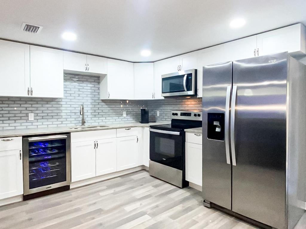 Sarasota Modern, Spacious, Comfy, Queen Beds, Backyard Rental Εξωτερικό φωτογραφία